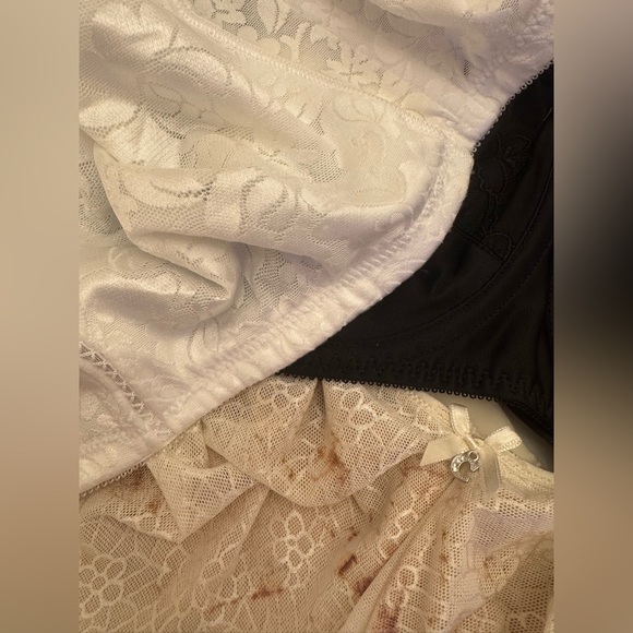 DIY / Craft Bra Lot – Lace, Straps & Intimates for Upcycle, Sewing, Repurpose - Picture 10 of 12